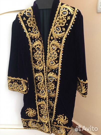 Узбекский чапан-халат-безрукавка