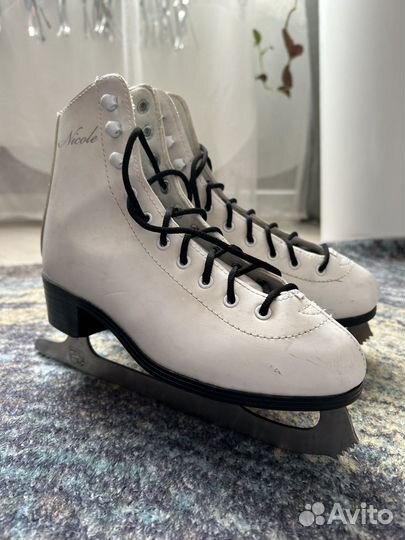 Коньки фигурные 37 размер
