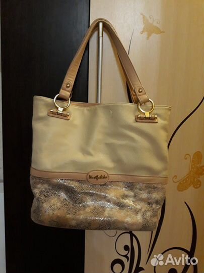 Женские сумочки