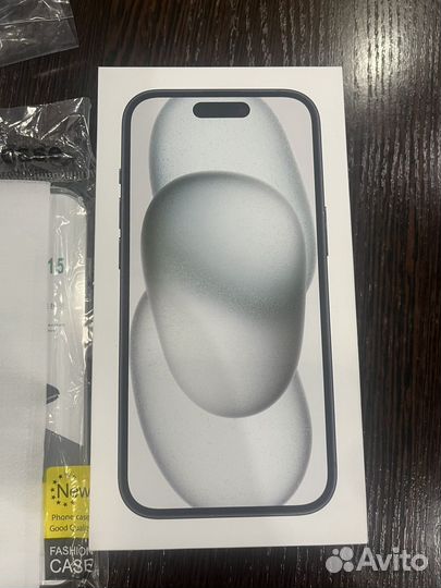 iPhone 15, 128 ГБ