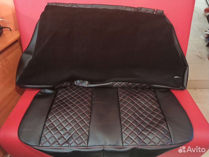 Чехлы на Ниву 213 из экокожи ромб красный