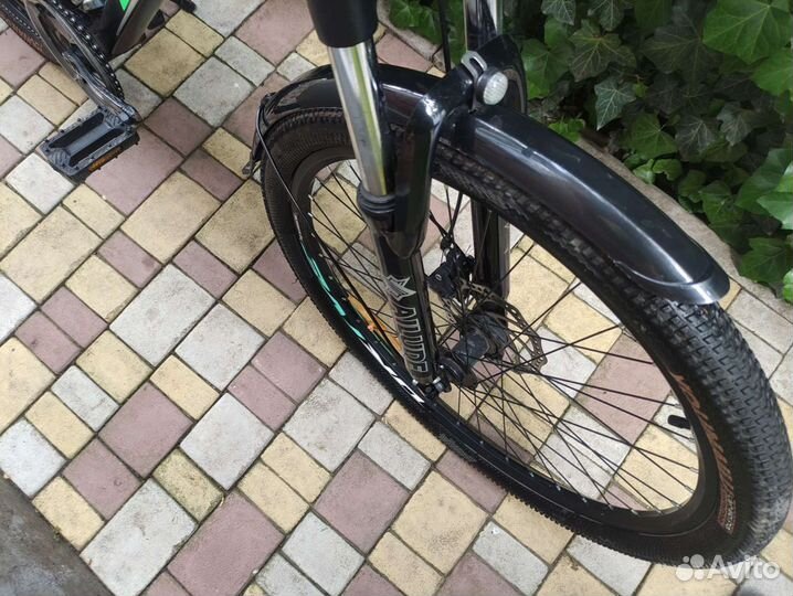 Велосипед drive зелёный рама 21 колеса 26