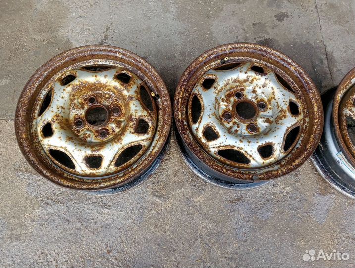 Комплект колёсных дисков mitsubishi carizma R14