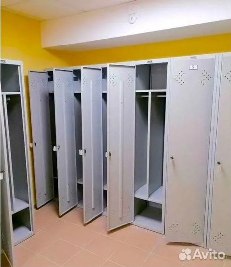 Шкаф металлический для раздевалок