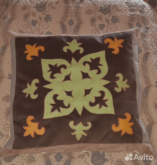 Декоративные подушки