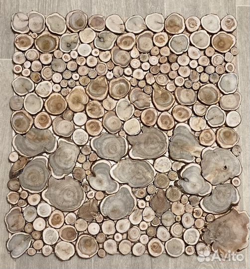 Панно из можжевельника в наличии