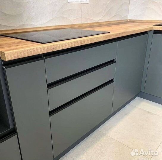 Кухонный гарнитур на заказ. Долговечные материалы