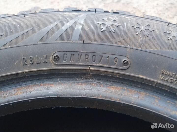 Dunlop SP Winter Ice 02 185/65 R15