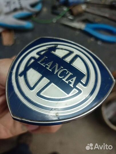 Значок,эмблема lancia delta