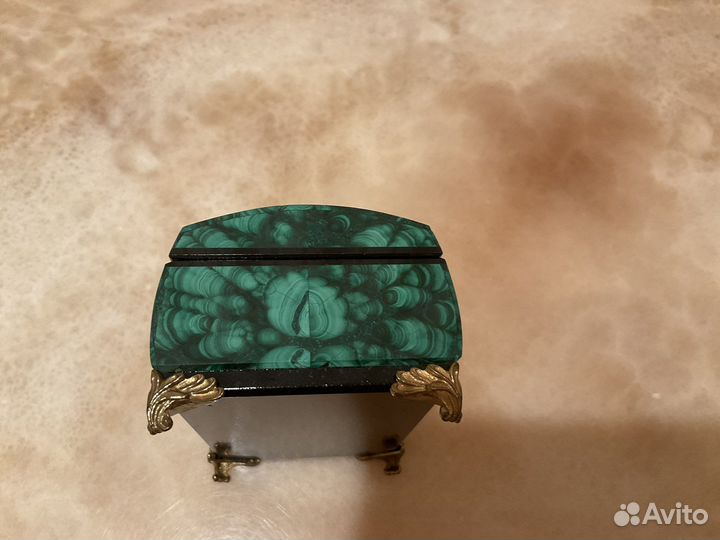 Малахитовая шкатулка