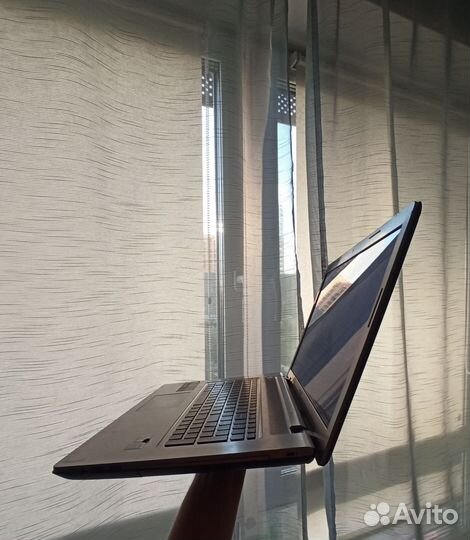 Lenovo IdeaPad z710