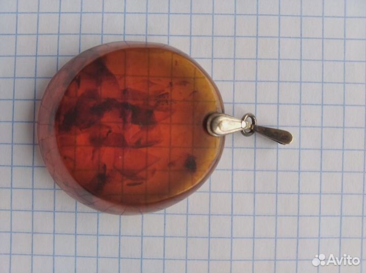 Кулон янтарь СССР с серебряным ушком