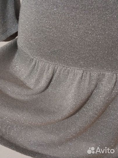Новая серебряная блузка с люрексом Mango