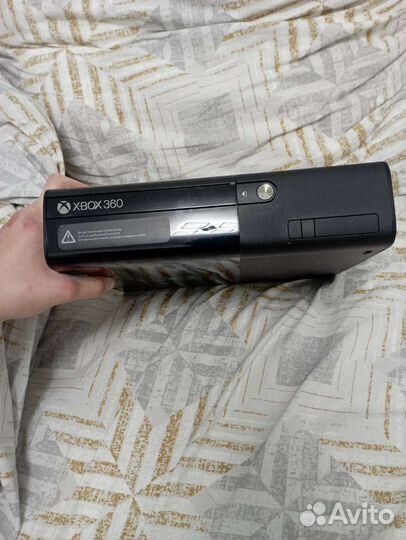 Игровая приставка xbox 360