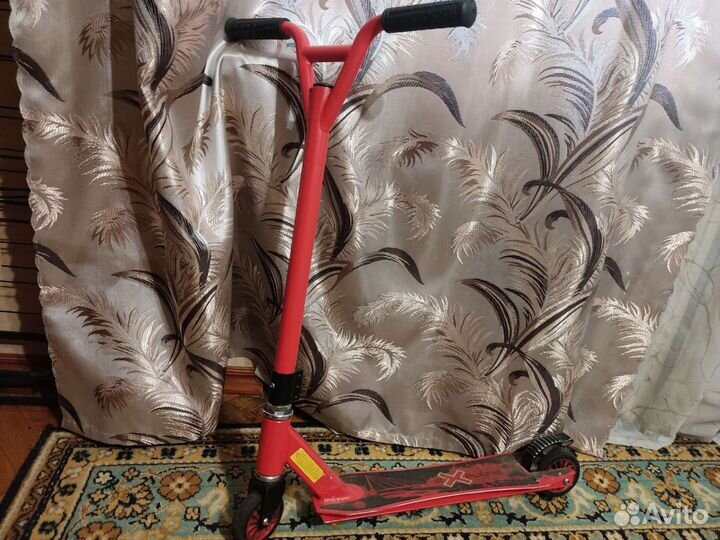 Трюковой самокат explore