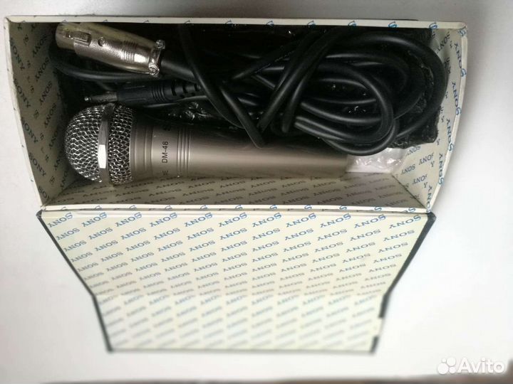 Динамический микрофон