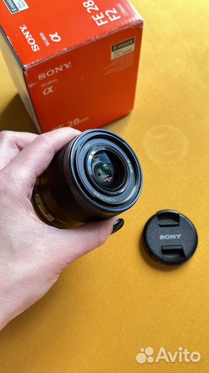 Объектив Sony FE 28mm f/2