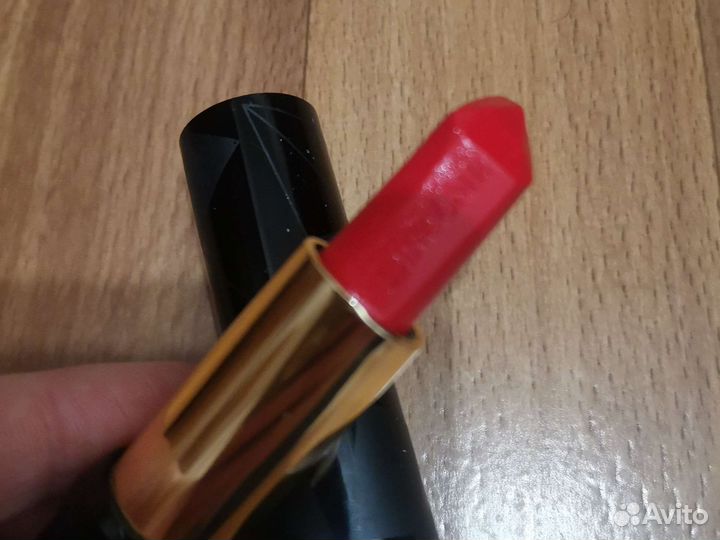 Lancome помада