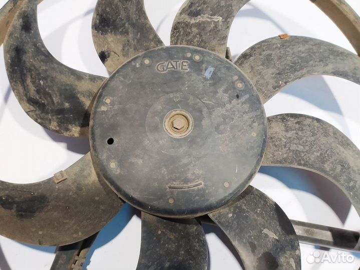 Вентилятор охлаждения двс Skoda Fabia 2