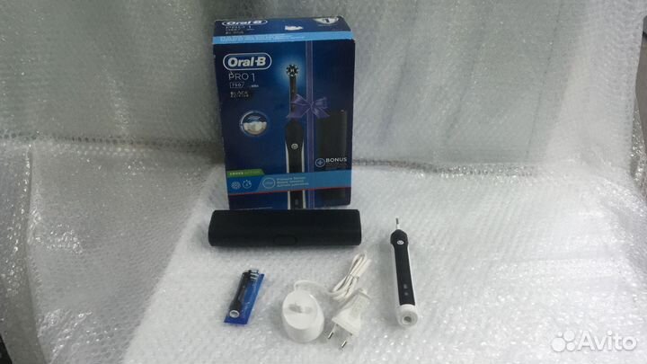Зубная щетка электрическая Braun Oral-B Pro 750 D1