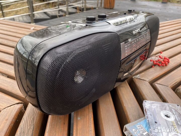 Магнитофон Sony CFS-B5S