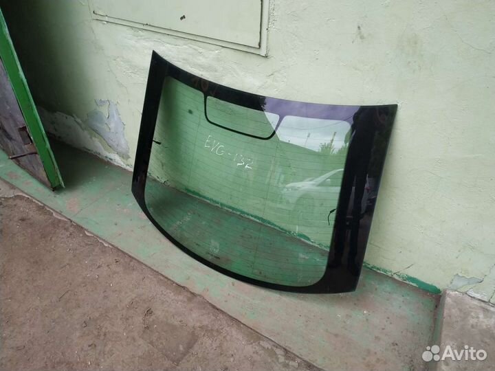 Стекло крышки багажника Форд Мондео 3 хэтчбек