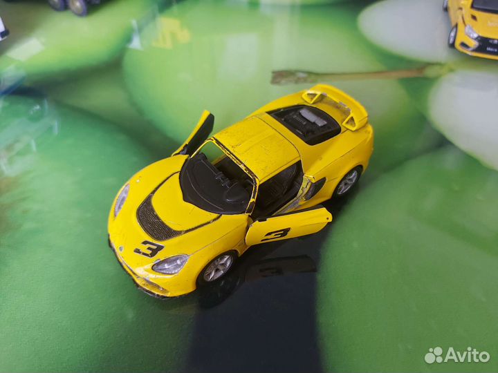 Машинки модельки металлические