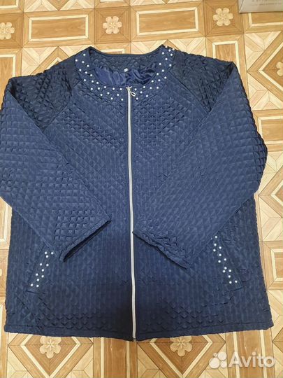 Курточка на весну 60р