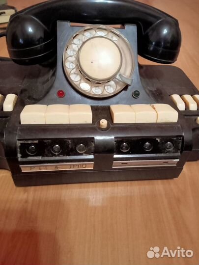 Телефон периода СССР