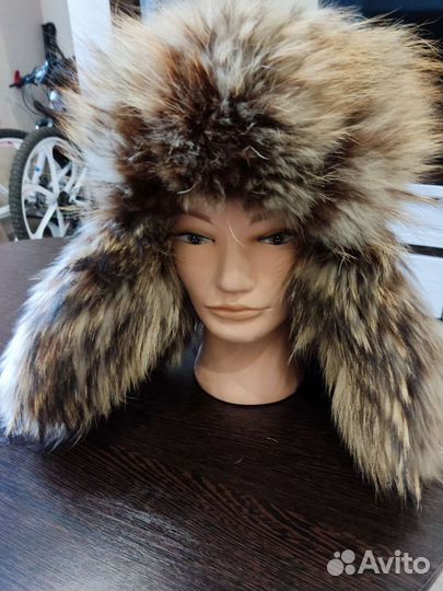 Шапка из натуральной кожи и меха новая