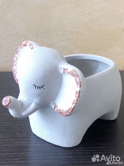 Кашпо Слон