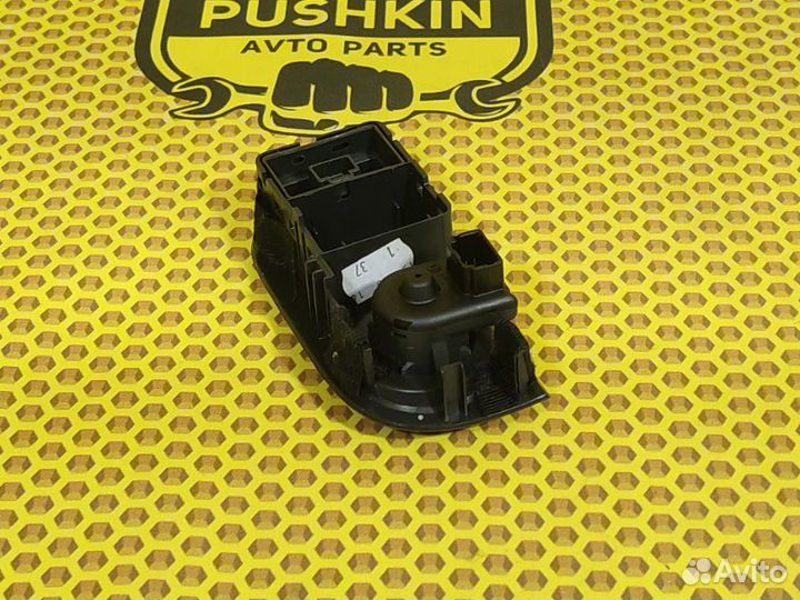 Блок управления зеркалами заднего вида Renault