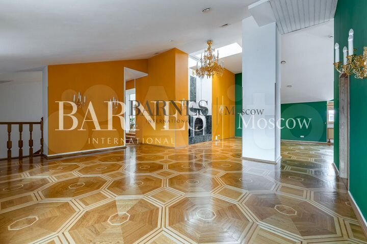 5-к. квартира, 530 м², 4/4 эт.