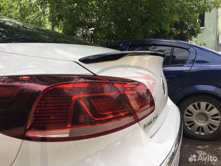 Лип-Спойлер R-Line для Volkswagen Passat CC 1