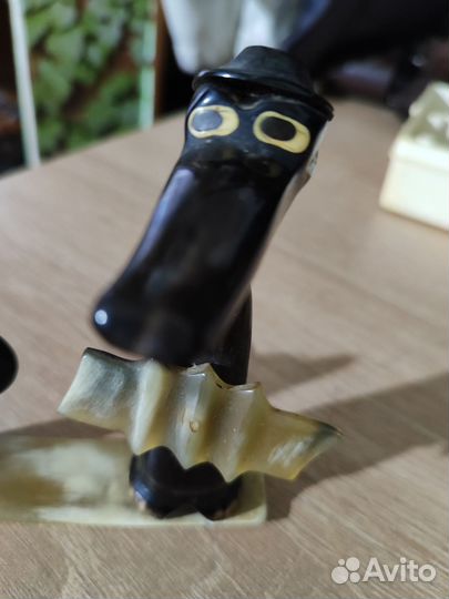 Сувенир СССР из кости чебурашка и гена