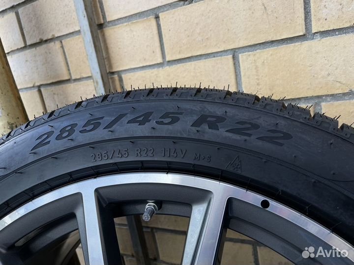 Новые зима R22 Mercedes GLS X167 AMG Оригинал