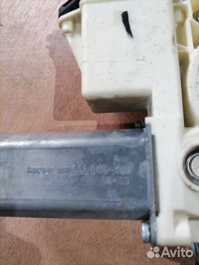 Стеклоподъемник Toyota Corolla 120 1.6 2006