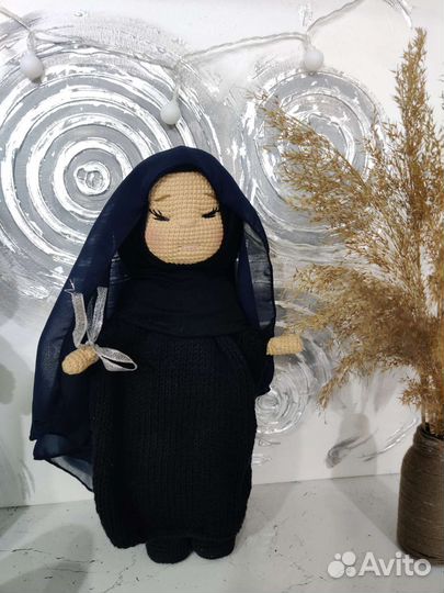 Кукла вязанная