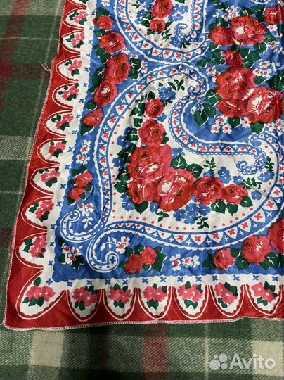 Платок старинный женский