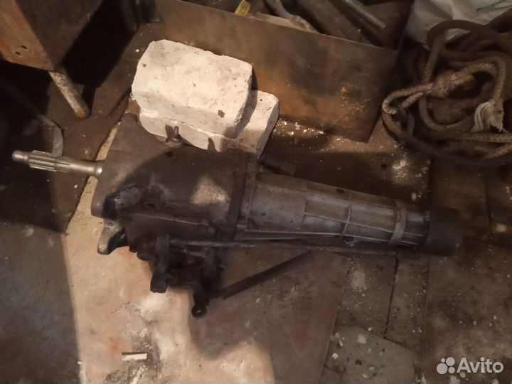 Кпп М412 +защита передняя