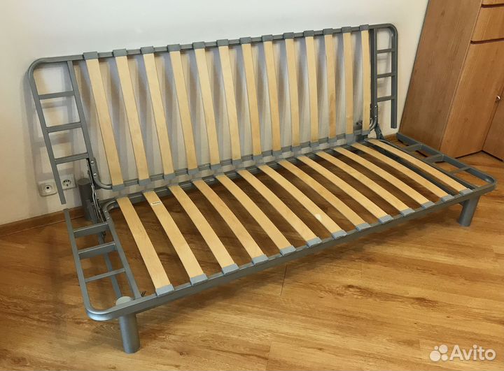 Диван-кровать Beddinge. IKEA. Металлический каркас