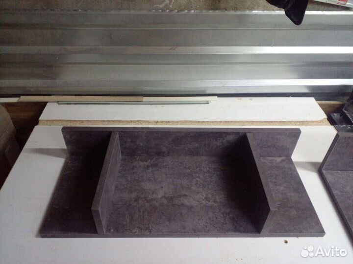 Книжные полки