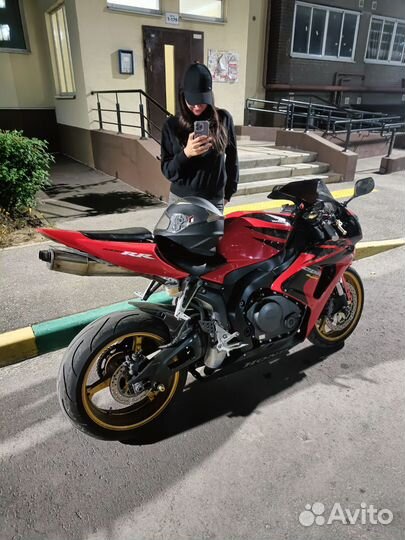 Honda cbr1000rr