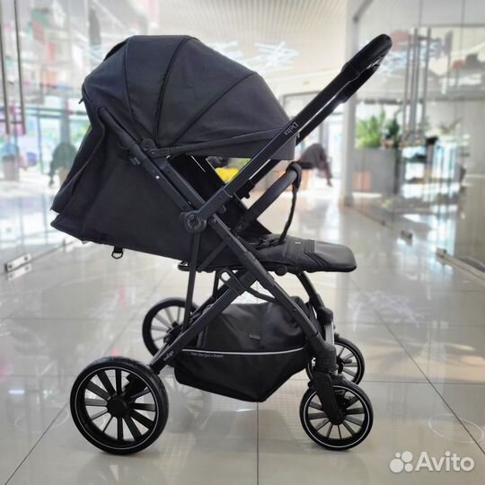 Коляска с перекидной ручкой Indigo