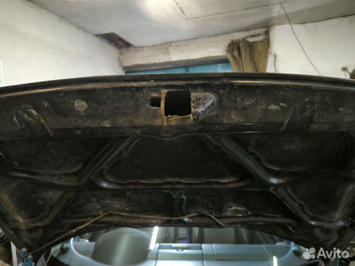 Карбоновый капот Toyota mr-s