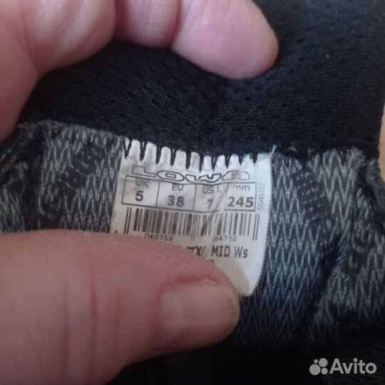 Трекинговые ботинки Lowa Renegade