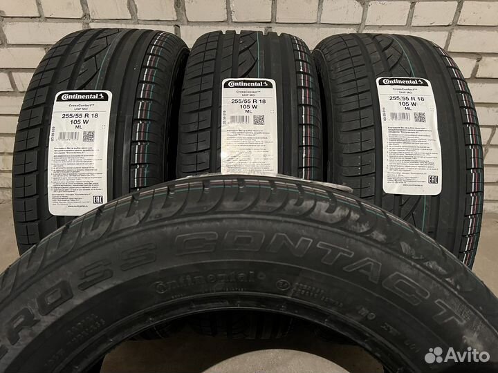 Continental ContiCrossContact UHP 255/55 R18