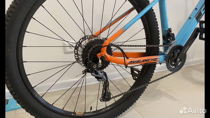 Велосипед горный GT