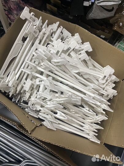 Плечики для одежды