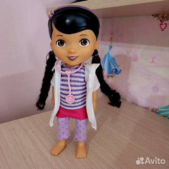 Кукла Доктор Плюшева